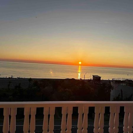Sea View Studio Apartment In Gonio-Kwariati Exterior foto