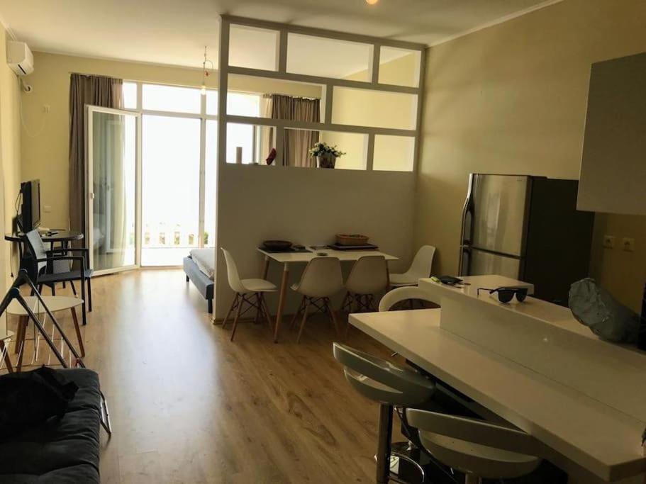 Sea View Studio Apartment In Gonio-Kwariati Exterior foto